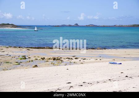 Wite sand beaches and azure seas on the island of Tresco - Isles of Scilly, UK Stock Photo