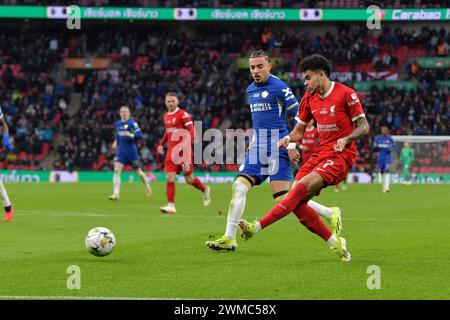 London on Sunday 25th February 2024.Liverpool's Luis Díaz shoots at goal during the Carabao Cup Final between Chelsea and Liverpool at Wembley Stadium, London on Sunday 25th February 2024. (Photo: Scott Llewellyn | MI News) Credit: MI News & Sport /Alamy Live News Stock Photo