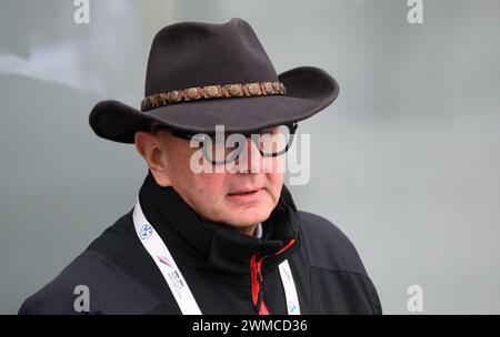 Winterberg, Germany. 25th Feb, 2024. Bobsleigh: World Championships, monobob, women, 4th run. Ivo Ferriani, President of the IBSF, stands at the finish line. Credit: Robert Michael/dpa/Alamy Live News Stock Photo