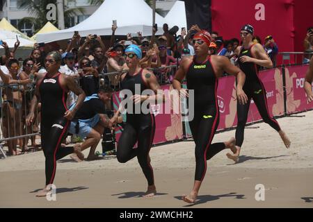 February 25, 2024, Rio De Janeiro, Rio De Janeiro, Brasil: RIO DE JANEIRO (RJ), 02/25/2024 - SWIMMING/ANA MARCELA/REINHA DO MAR- Olympic swimming champion swimmer Ana Marcela won the Rainha do Mar circuit that took place this Sunday on Copacabana beach, Rio de Janeiro. (Credit Image: © Aline Ribeiro Alcantara/TheNEWS2 via ZUMA Press Wire) EDITORIAL USAGE ONLY! Not for Commercial USAGE! Stock Photo