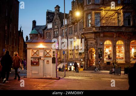 OLD POLICE BOX Royal Mile and Hunter Square Edinburgh, Scotland Stock Photo