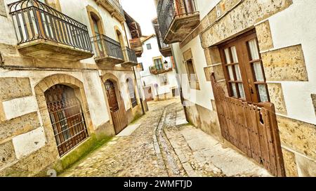 Street Scene, Traditional Architecture, Candelario, Ruta de la Plata, Salamanca, Castilla y León, Spain, Europe Stock Photo