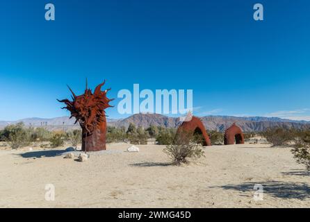 Copper dragon statue in Borrego Springs Stock Photo