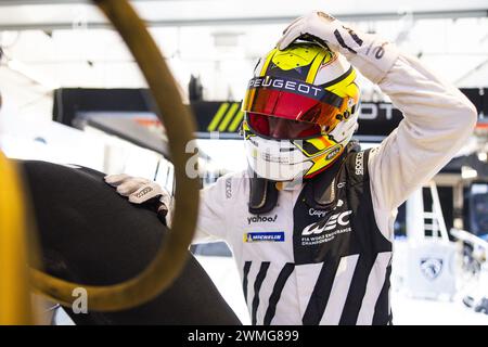 VANDOORNE Stoffel, Peugeot TotalEnergies, Peugeot 9x8, portrait during the Prologue of the 2024 FIA World Endurance Championship, from February 24 to 26, 2024 on the Losail International Circuit in Lusail, Qatar Stock Photo