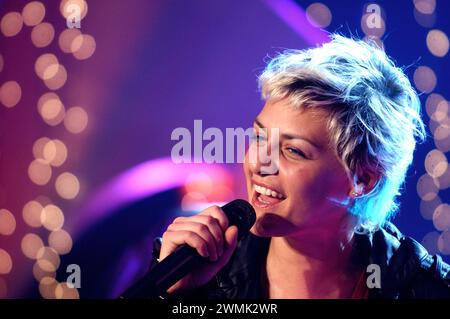 Milan Italy 20/04/2005 : Irene Grandi, Italian singer, during the television show “CD Live 2005” Stock Photo