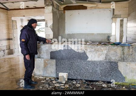 Syria, Ma'lula; Maaloula, Ruins of Safir Hotel bombed out in civil war Stock Photo