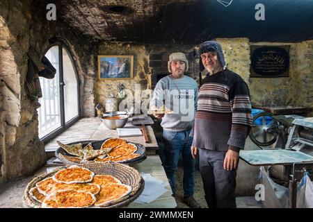 Syria, inn restaurant on the Ein Hlakin pass Stock Photo