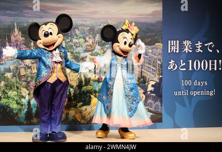 Urayasu, Japan. 27th Feb, 2024. Disney characters Mickey (L) and Minnie Mouse (R) pose for photo as Tokyo Disney Resort announces overview of the DisneySea's new area 'Fantasy Springs' in Urayasu, suburban Tokyo on Tuesday, February 27, 2024, 100 days before of the opening of the new facilities. The Fantasy Springs has three attractions of Frozen Kingdom, Rapunzel's Forest, Peter Pan's Never Land and a luxury hotel Fantasy Springs Hotel. Credit: Aflo Co. Ltd./Alamy Live News Stock Photo