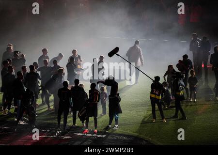 SMOKLE AND LIGHT, TITLE CELEBRATION, BARCELONA FC, 2019: Smoke and light during the trophy ceremony. Barcelona players on their victory lap parade to celebrate with the fans and their young children. The final game of the La Liga 2018-19 season in Spain between Barcelona FC and Levante at Camp Nou, Barcelona on 27 April 2019. Barca won the game 1-0 with a second half Messi goal to clinch back-to-back La Liga titles and their eighth in 11 years. Stock Photo