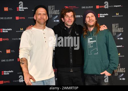 Sportfreunde Stiller mit Peter Brugger, Florian Weber und Ruediger Linhof bei der Gala zur Verleihung der Best Brands Awards am 27.02.2024 im Hotel Ba Stock Photo