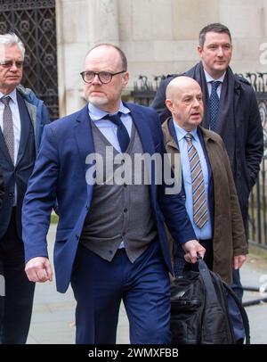 London, England, UK. 28th Feb, 2024. Journalists TREVOR BIRNEY (left) and BARRY MCCAFFREY (right) outside the Royal Courts of Justice in London ahead of a specialist tribunal over claims UK authorities used unlawful covert surveillance. (Credit Image: © Tayfun Salci/ZUMA Press Wire) EDITORIAL USAGE ONLY! Not for Commercial USAGE! Stock Photo