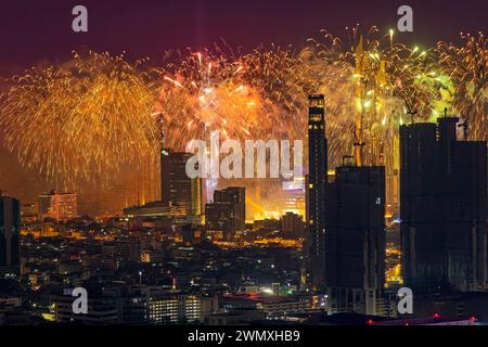 Fireworks display, New Years Eve, Bangkok skyline, Thailand Stock Photo