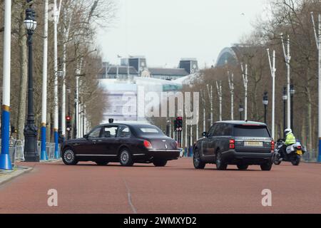 *** EXCLUSIVE *** SPECIAL RATES APPLY *** 27/02/2024. London, UK. King Charles III is seen being driven to Clarence House in Westminster, central London. It has been announced that King Charles III and Prince William missed a memorial service for the late King Constantine of Greece at Windsor Castle . Photo credit: Ben Cawthra/Sipa USA **NO UK SALES** Stock Photo