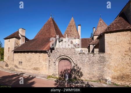 France, Jura, Arlay, House La Chevance d'Or or residence of the Chevance d'Or, 16th century castle/manor Stock Photo