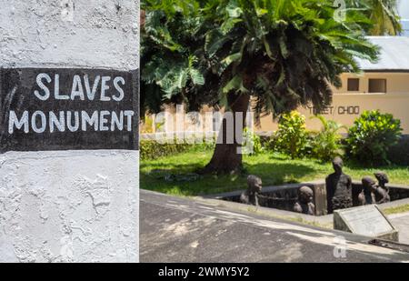 The memorial sculpture to slaves by Swedish artist Clara Sornas at the ...