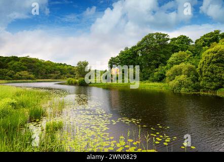 The little gazebo or summer house overlooking the lake on the estate of Crom Castle on Upper Lough Erne in County Fermanagh, Northern Ireland. Stock Photo