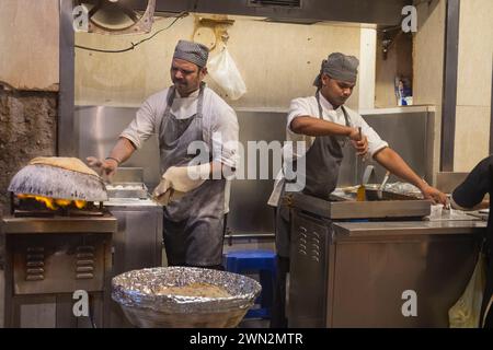 Bademiya food stall Colaba Mumbai Bombay Maharashtra India Stock Photo