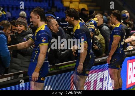 Warrington, UK. 01st Mar, 2024. Warrington players greet the fans after the final whistle during the Betfred Super League Round 3 match Warrington Wolves vs Castleford Tigers at Halliwell Jones Stadium, Warrington, United Kingdom, 1st March 2024 (Photo by Craig Thomas/News Images) in Warrington, United Kingdom on 3/1/2024. (Photo by Craig Thomas/News Images/Sipa USA) Credit: Sipa USA/Alamy Live News Stock Photo