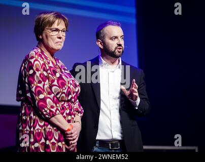 BUSSUM - Jannie Visscher and faction leader Jimmy Dijk during an SP party conference. During the meeting, the new party board will be elected and the election program for the European elections will be discussed. ANP SEM VAN DER WAL netherlands out - belgium out Credit: ANP/Alamy Live News Stock Photo