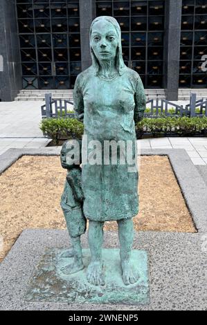 SAN JOSE, COSTA RICA: The Monumento Los Presentes (Monument to Those Present) is a group of nine statues, in tribute to the local inhabitants. Stock Photo