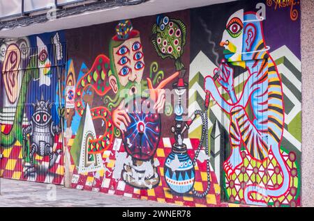 Graffitis en el barrio de Tetuán. Madrid. España Stock Photo