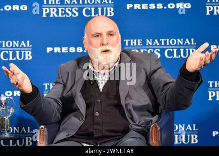 Jos Andrs Founder Of World Central Kitchen Speaks At The National Press Club In Washington Dc 1 Mar 2024 2wneta8 