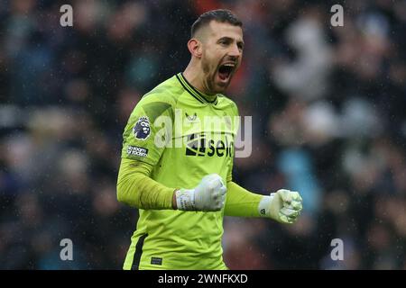 Newcastle United Goalkeeper Martin Dúbravka celebrates Newcastle United's Anthony Gordon's goal during the Premier League match between Newcastle United and Wolverhampton Wanderers at St. James's Park, Newcastle on Saturday 2nd March 2024. (Photo: Michael Driver | MI News) Credit: MI News & Sport /Alamy Live News Stock Photo