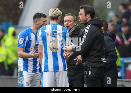 André Breitenreiter manager of Huddersfield Town gives instructions to his players during the Sky Bet Championship match Huddersfield Town vs Leeds United at John Smith's Stadium, Huddersfield, United Kingdom, 2nd March 2024  (Photo by James Heaton/News Images) Stock Photo