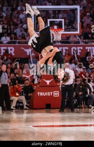 Texas, USA. 2nd Mar, 2024. The dance team for the San Antonio Spurs in action vs the Oklahoma State Cowboys at the Moody Center in Austin Texas. (Credit Image: © Robert Backman/Cal Sport Media). Credit: csm/Alamy Live News Stock Photo