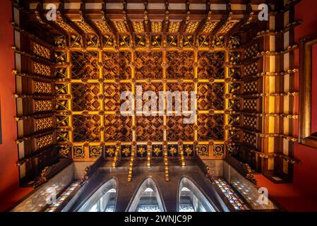 Wooden details on ceiling of the visiting room of the Palau Güell palace, a work designed by Antoni Gaudí (Barcelona, Catalonia, Spain) Stock Photo