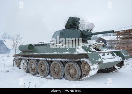 KRASNOYE SELO, RUSSIA - FEBRUARY 05, 2023: Main Soviet tank of the period of World War II T-34 in the cloudy February afternoon. Military and historic Stock Photo