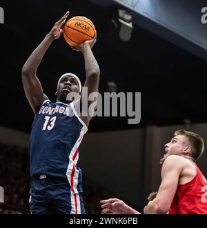 March 02 2024 Moraga, CA U.S.A. Gonzaga forward Graham Ike (13)shoots the ball during the NCAA Men's Basketball game between Gonzaga Bulldogs and the Saint Mary's Gaels. Gonzaga beat Saint Mary's 70-57 at University Credit Union Pavilion Moraga Calif. Thurman James/CSM Stock Photo