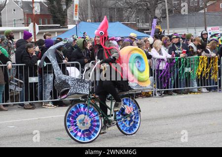 mardi gras st louis bud light tent