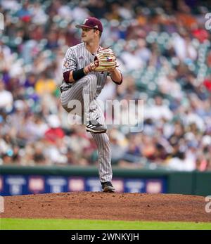 Houston, United States. 02nd Mar, 2024. Texas State Bobcats pitcher JACK STROUD (26) throws a pitch during the game between the Texas State Bobcats and the Texas Longhorns at Minute Maid Park on March 2, 2024 in Houston, Texas. Texas State Bobcats defeated the #15 Texas Longhorns 11-10. (Photo by: Jerome Hicks/ SipaUSA) Credit: Sipa USA/Alamy Live News Stock Photo