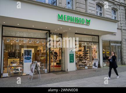 Mephisto Schuhe, Geschäft, Kurfürstendamm, Charlottenburg, Berlin, Deutschland Stock Photo