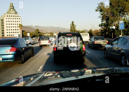 LOS ANGELES, CA, October 23, 2006:  Traffic crawls along the Ventura Freeway in Los Angeles on October 23, 2006.Photograph by Todd Bigelow/Aurora). Stock Photo