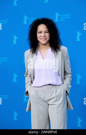 Fußballerin Celia äaöic Schirmherrin Berlinale Meets Fußball Project während des Photocalls zum Film Elf Mal Morgen anlässlich der 74. Internationalen Filmfestspiele Berlin. / Soccer player Celia äaöic Patron of the Berlinale Meets Fußball Project during the photocall for the film Elf Mal Morgen on the occasion of the 74th Berlin International Film Festival. snapshot-photography/K.M.Krause *** Soccer player Celia äaöic Patron of the Berlinale Meets Fußball Project during the photocall for the film Elf Mal Morgen on the occasion of the 74th Berlin International Film Festival Soccer player Celia Stock Photo