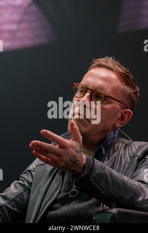 Laurence Fox and Calvin Robinson reunite and talk at event hosted by David Vance and Peter Mcilvenna, Stock Photo