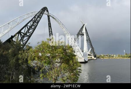 Matagarup Bridge is a suspension pedestrian bridge crossing over the Swan River in Perth, Western Australia Stock Photo