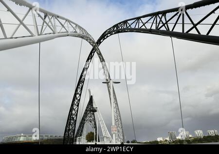 Matagarup Bridge is a suspension pedestrian bridge crossing over the Swan River in Perth, Western Australia Stock Photo