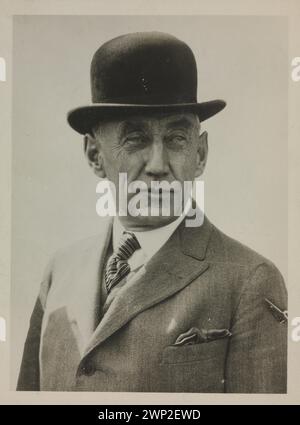 Portrait of Polar Explorer Roald Amundsen with a bowler hat, 1926 Stock Photo