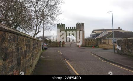 Robert Smillie Memorial Park Gates, Originally an entrance to Broomhill with lodge adjacent Stock Photo