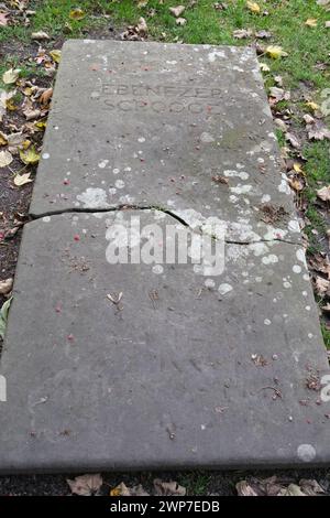 The Gravestone of Ebenezer Scrooge of Christmas Carol by Charles Dickens, located in Shrewsbury and was a movie prop from 1984 film a Christmas Carol Stock Photo