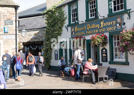 UK, Derbyshire, Bakewell, the home of Bakewell tarts. Stock Photo