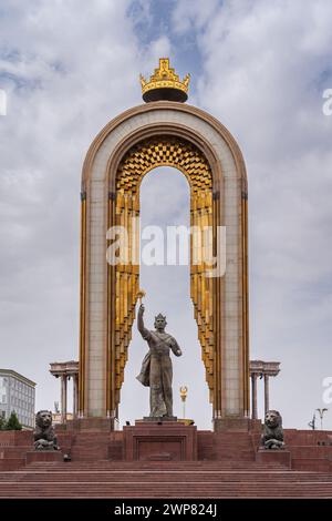 Dushanbe, Tajikistan - 08 24 2022 : Vertical view of the monument to national hero Ismoil Somoni or Ismail Samani on Dousti or Friendship square Stock Photo