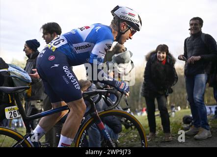 Mont Brouilly, France. 06th Mar, 2024. Belgian Ilan Van Wilder of Soudal Quick-Step pictured in action during the fourth stage of the Paris-Nice eight days cycling stage race, a race of 183km from Chalon-sur-Saone to Mont Brouilly, France, Wednesday 06 March 2024. BELGA PHOTO JASPER JACOBS Credit: Belga News Agency/Alamy Live News Stock Photo