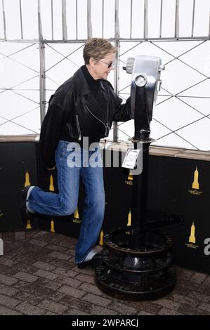 New York, USA. 06th Mar, 2024. Annette Bening visits the Empire State Building to celebrate release of new series 'Apples Never Fall', New York, NY, March 6, 2024. (Photo by Anthony Behar/Sipa USA) Credit: Sipa USA/Alamy Live News Stock Photo