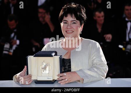 Cannes, France. 22nd May, 2016. Best Actress Jaclyn Jose attending the Winners' Photocall at the Palais Des Festivals in Cannes, France on May 22, 2016, as part of the 69th Cannes Film Festival. Photo by Aurore Marechal/ABACAPRESS.COM Credit: Abaca Press/Alamy Live News Stock Photo