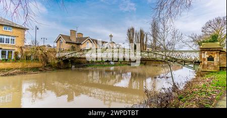A view towards the Albert footbridge in the town of Stamford, Lincolnshire, UK in winter Stock Photo