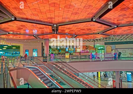 Atrium in the hospitality area of terminal 2 at Manchester Airport, England. Stock Photo